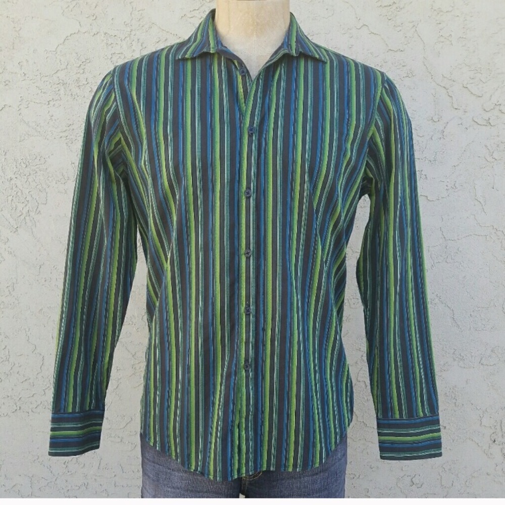 International Concepts Button Down